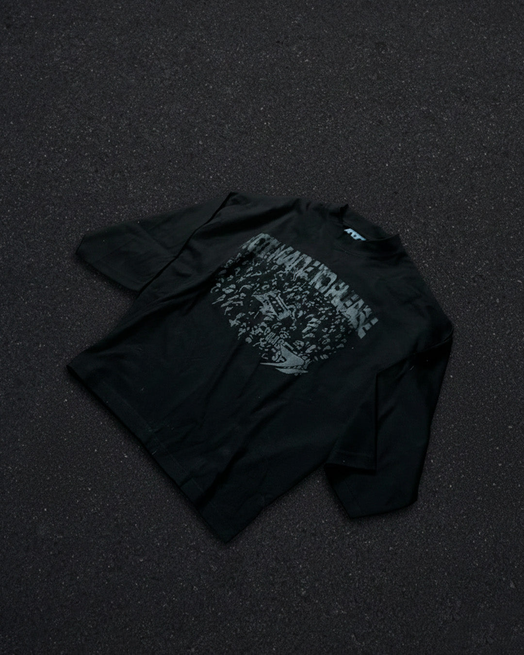 Tee Boxy "NOT MADE TO PLEASE" BLACK